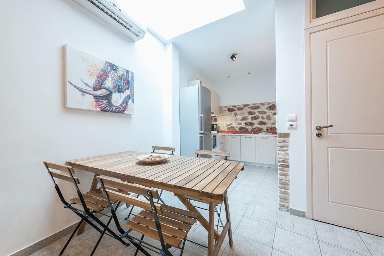 Stone House Under Acropolis Apartment Athens Exterior photo